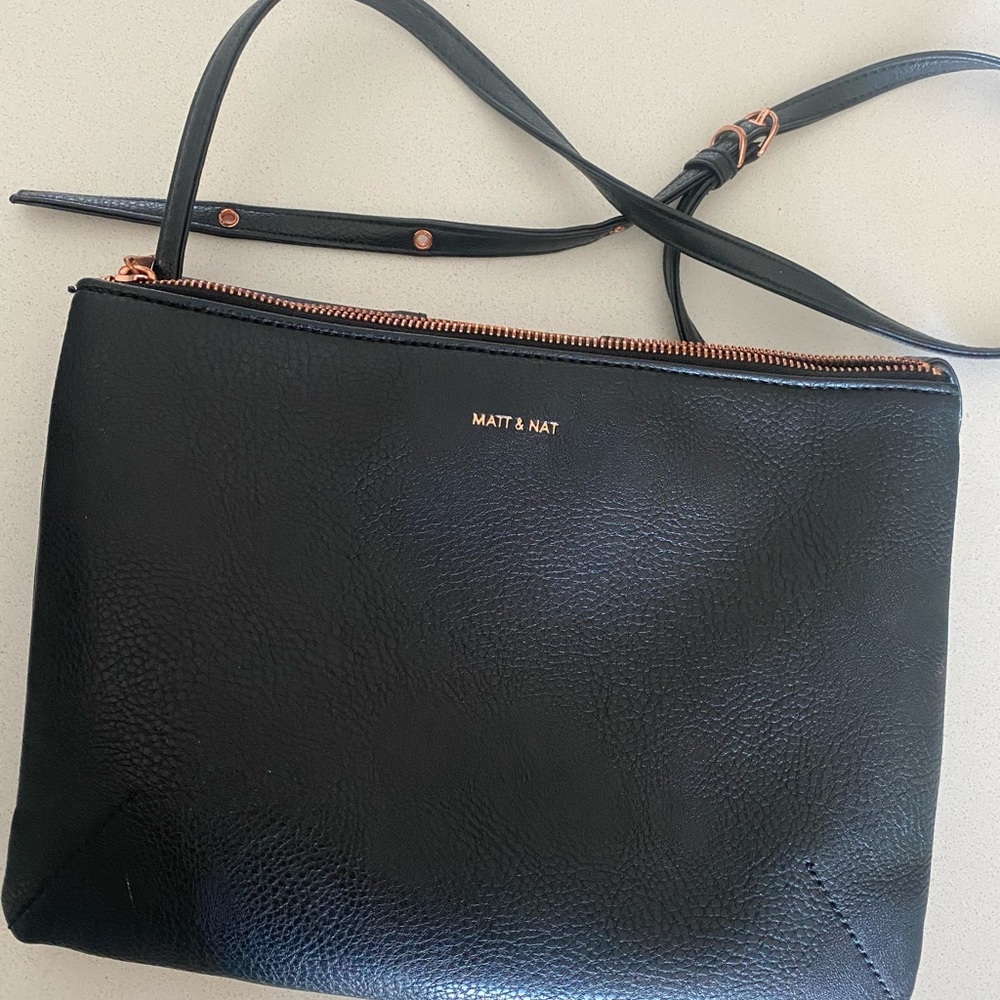 Black mat &nat purse
